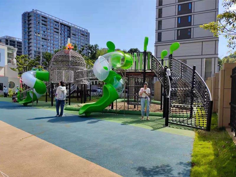 探索幼儿园户外空间升级：舟山市定海区畚斗岙幼儿园网绳游乐设施案例解析